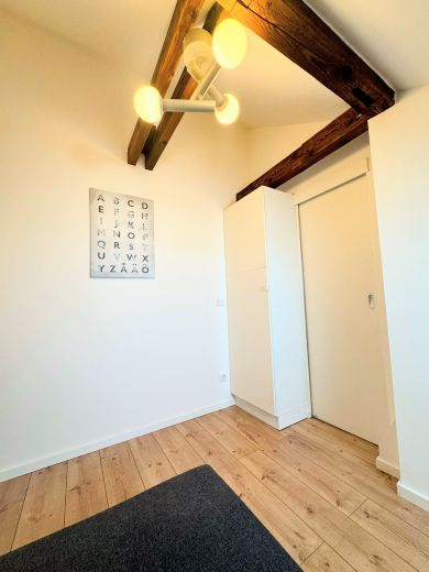 F&uuml;rstenwall: 3-Zimmer-Maisonette-Wohnung mit Dachterrasse