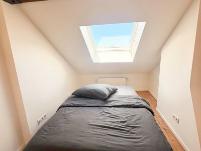 F&uuml;rstenwall: 3-Zimmer-Maisonette-Wohnung mit Dachterrasse