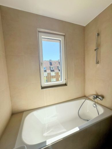 F&uuml;rstenwall: 3-Zimmer-Maisonette-Wohnung mit Dachterrasse