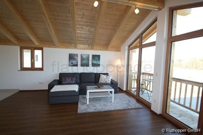 M&ouml;blierte Neubauwohnung mit 2 Zimmern und Balkon - N&auml;he Tuntenhausen