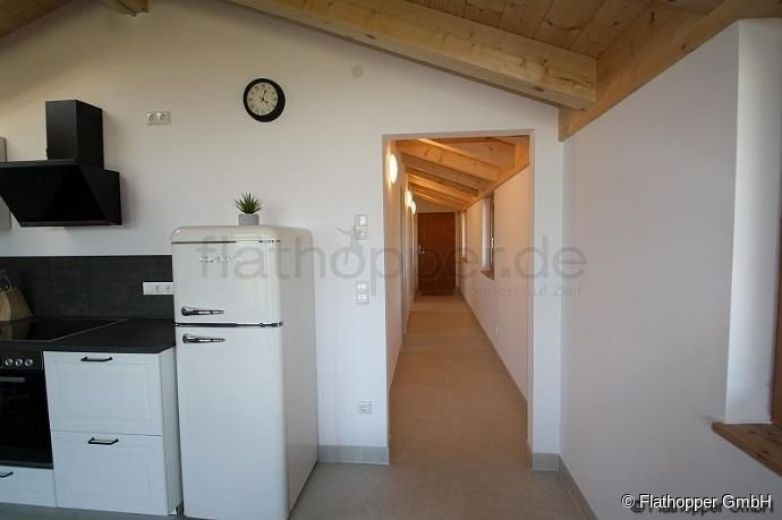 M&ouml;blierte Neubauwohnung mit 2 Zimmern und Balkon - N&auml;he Tuntenhausen