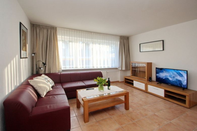 Ideal f&uuml;r Monteure: Moderne 3-Raum-Wohnung mit zwei Schlafzimmern (4-5 Personen) N&auml;he Moers,  VDSL 100 aktiv