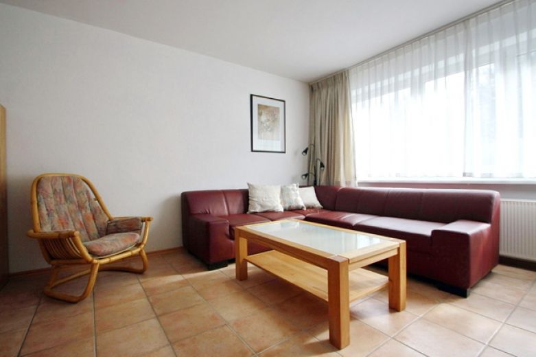 Ideal f&uuml;r Monteure: Moderne 3-Raum-Wohnung mit zwei Schlafzimmern (4-5 Personen) N&auml;he Moers,  VDSL 100 aktiv