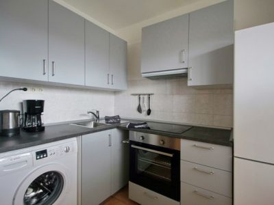 Ideal f&uuml;r Monteure: Moderne 3-Raum-Wohnung mit zwei Schlafzimmern (4-5 Personen) N&auml;he Moers,  VDSL 100 aktiv