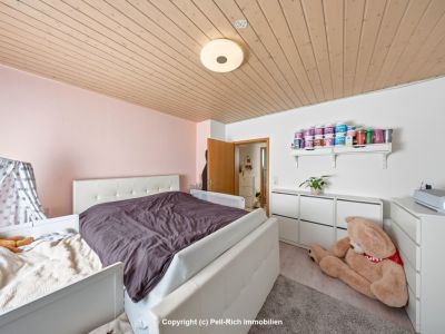 LIEBLINGSORT: Gem&uuml;tliche 3,5-Zimmer-Wohnung mit Hobbyraum und eigenem Garten in R&uuml;lzheim zum Kauf