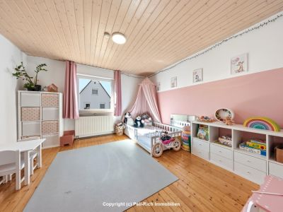 LIEBLINGSORT: Gem&uuml;tliche 3,5-Zimmer-Wohnung mit Hobbyraum und eigenem Garten in R&uuml;lzheim zum Kauf