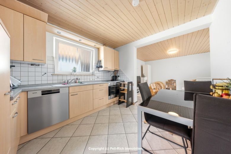 LIEBLINGSORT: Gem&uuml;tliche 3,5-Zimmer-Wohnung mit Hobbyraum und eigenem Garten in R&uuml;lzheim zum Kauf