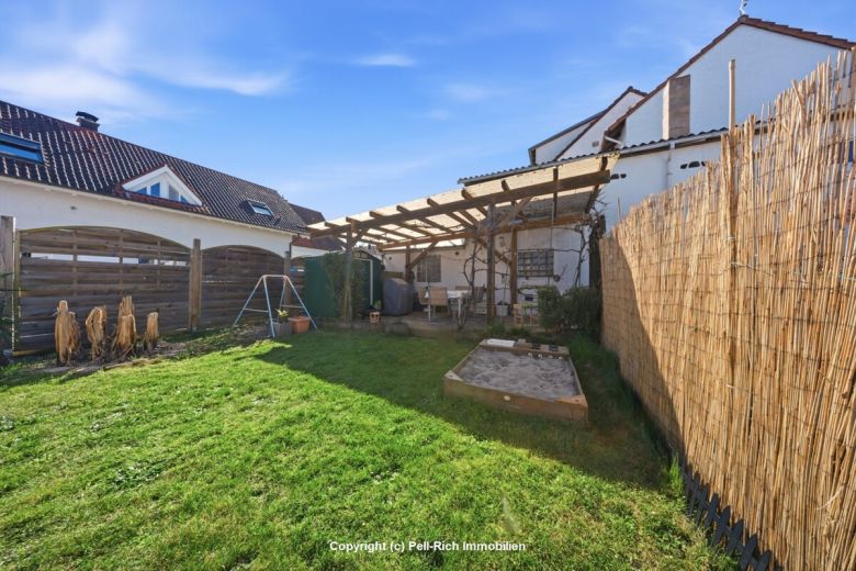 LIEBLINGSORT: Gem&uuml;tliche 3,5-Zimmer-Wohnung mit Hobbyraum und eigenem Garten in R&uuml;lzheim zum Kauf