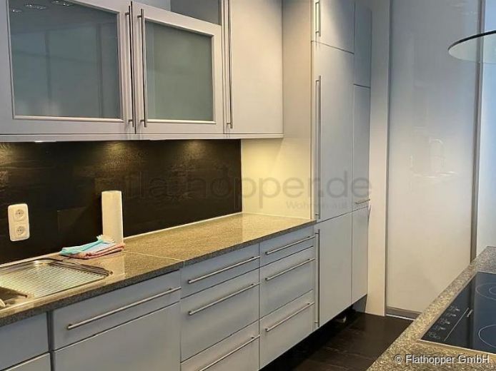 Zentral gelegene 2-Zimmer-Wohnung mit kleiner Terrasse und Parkplatz in Prien - Landkreis Rosenheim