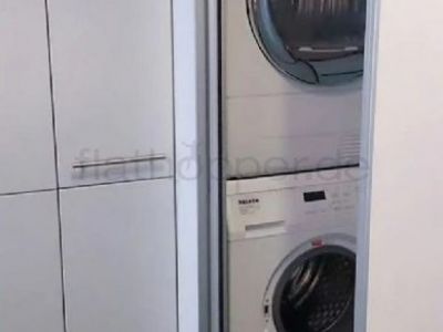 Zentral gelegene 2-Zimmer-Wohnung mit kleiner Terrasse und Parkplatz in Prien - Landkreis Rosenheim