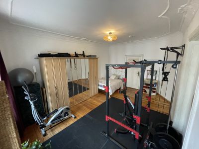 Charmante Altbauwohnung nahe Rosenthaler Platz &ndash; 100 qm, 2,5 Zimmer, Balkon, teilm&ouml;bliert | ab 01. Mai, mind. 2 Monate | KEINE ANMELDUNG