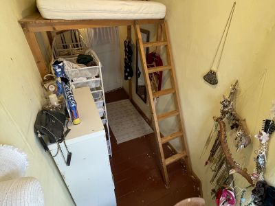 Charmante Altbauwohnung nahe Rosenthaler Platz &ndash; 100 qm, 2,5 Zimmer, Balkon, teilm&ouml;bliert | ab 01. Mai, mind. 2 Monate | KEINE ANMELDUNG