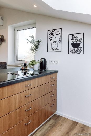 M&ouml;blierte 3-Zimmer-Dachgeschoss-Wohnung in S&ouml;llhuben / Ortsgemeinde Riedering