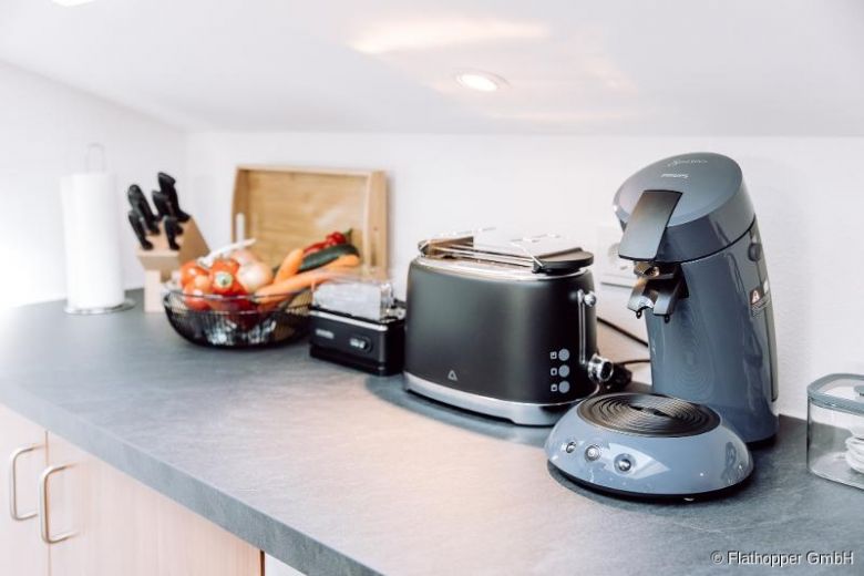 M&ouml;blierte 3-Zimmer-Dachgeschoss-Wohnung in S&ouml;llhuben / Ortsgemeinde Riedering