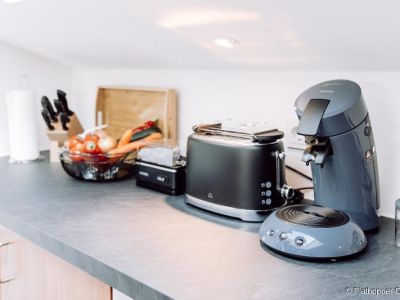 M&ouml;blierte 3-Zimmer-Dachgeschoss-Wohnung in S&ouml;llhuben / Ortsgemeinde Riedering