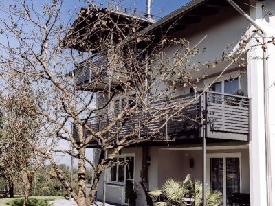 M&ouml;blierte 3-Zimmer-Dachgeschoss-Wohnung in S&ouml;llhuben / Ortsgemeinde Riedering