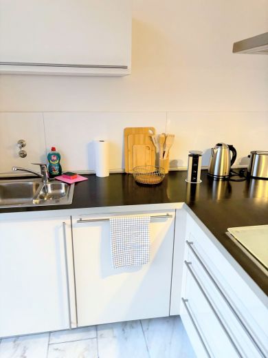 Stylische 3,5-Zimmer-Wohnung mit Sonnenterrasse und Stellplatz