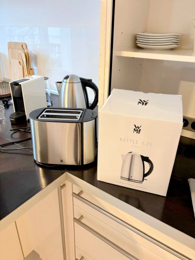 Stylische 3,5-Zimmer-Wohnung mit Sonnenterrasse und Stellplatz