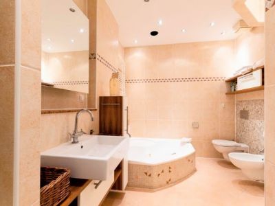 Stylische 3,5-Zimmer-Wohnung mit Sonnenterrasse und Stellplatz