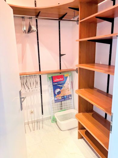 Stylische 3,5-Zimmer-Wohnung mit Sonnenterrasse und Stellplatz