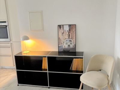 Sch&ouml;ne 3,5-Zimmer-Altbau-Wohnung mit Sonnenterrasse und Stellplatz