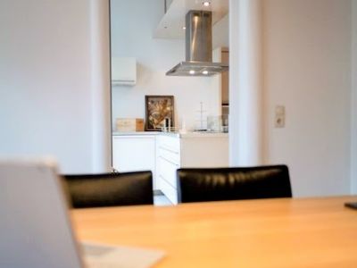 Sch&ouml;ne 3,5-Zimmer-Altbau-Wohnung mit Sonnenterrasse und Stellplatz