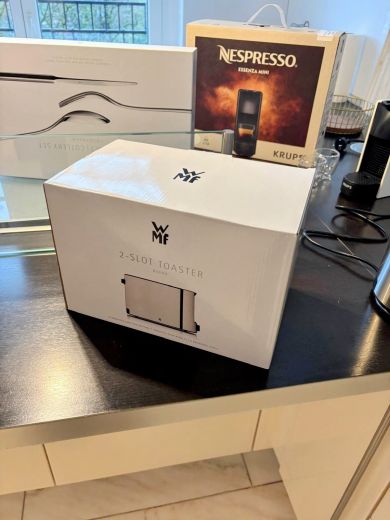 Sch&ouml;ne 3,5-Zimmer-Altbau-Wohnung mit Sonnenterrasse und Stellplatz