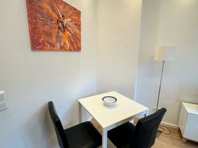 F&uuml;rstenwall: komplett saniertes 2-Zimmer-Apartment