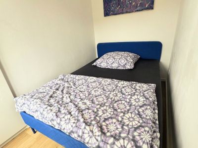 F&uuml;rstenwall: komplett saniertes 2-Zimmer-Apartment