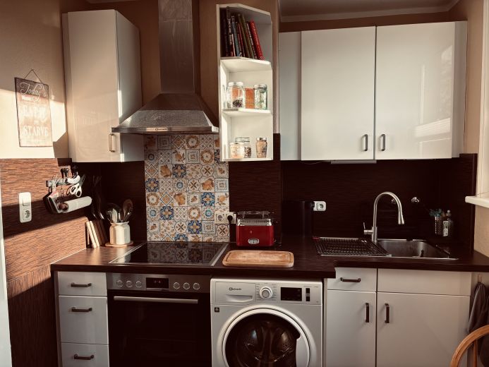 Helle, lichtdurchflutete 2,5-Zimmer-Wohnung in ruhiger Lage &ndash; L&uuml;beck St. Gertrud- Mali