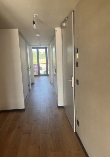 Einfach umziehen in m&ouml;blierte Loftwohnung &ndash; mit wundersch&ouml;nem Altstadtblick und hochwertigen M&ouml;beln