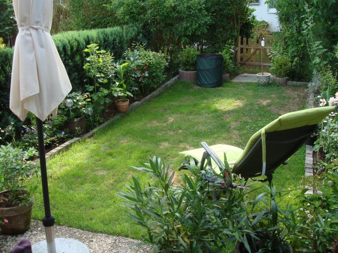 Helles Zimmer im ruhigen Reihenhaus  f&uuml;r Pendler & Wochenend-Heimfahrer | Hamburg Bramfeld / Barmbek-Nord