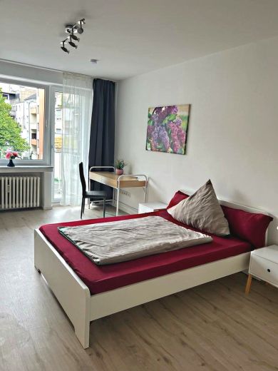 2  Zimmer-Wohnung frisch renoviert und m&ouml;bliert