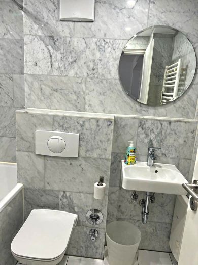 2  Zimmer-Wohnung frisch renoviert und m&ouml;bliert
