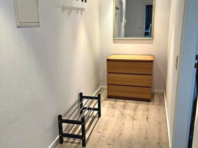 2  Zimmer-Wohnung frisch renoviert und m&ouml;bliert