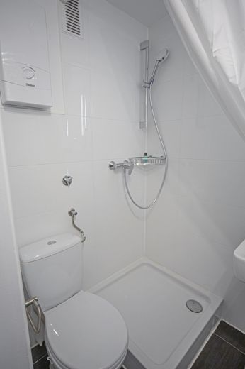 *****RUHIGES DESIGNER-APARTMENT IN ZENTRALER LAGE*****