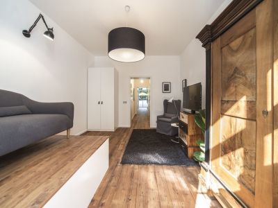 Wundersch&ouml;ne Erdgeschosswohnung mit exklusivem Zugang zum Innenhof!