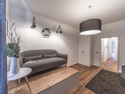 Wundersch&ouml;ne Erdgeschosswohnung mit exklusivem Zugang zum Innenhof!
