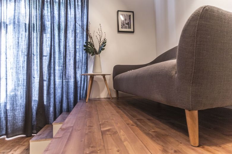 Wundersch&ouml;ne Erdgeschosswohnung mit exklusivem Zugang zum Innenhof!