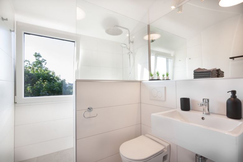 ***gem&uuml;tliche 3 Zimmer Wohnung ***
