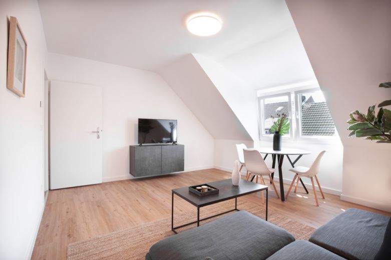 ***gem&uuml;tliche 3 Zimmer Wohnung ***