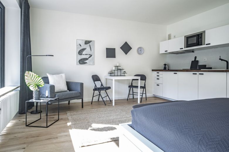 ***Moderne Designer-Wohnung mit Balkon am Medienhafen***