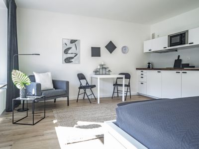***Moderne Designer-Wohnung mit Balkon am Medienhafen***