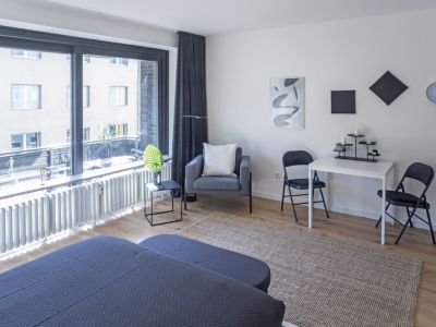 ***Moderne Designer-Wohnung mit Balkon am Medienhafen***
