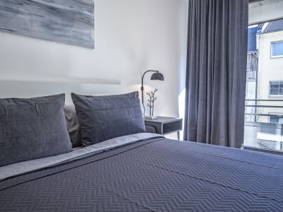 ***Moderne Designer-Wohnung mit Balkon am Medienhafen***