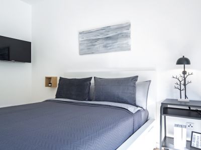 ***Moderne Designer-Wohnung mit Balkon am Medienhafen***