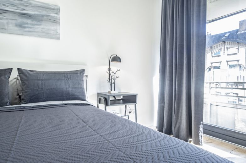 ***Moderne Designer-Wohnung mit Balkon am Medienhafen***