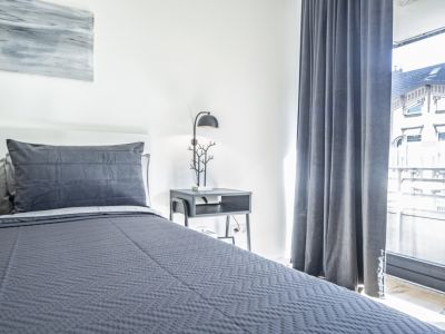 ***Moderne Designer-Wohnung mit Balkon am Medienhafen***