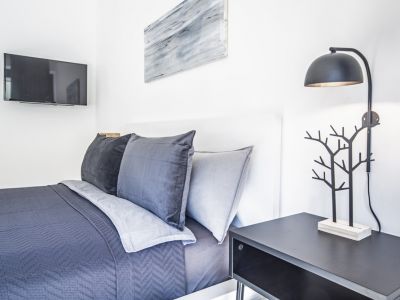 ***Moderne Designer-Wohnung mit Balkon am Medienhafen***