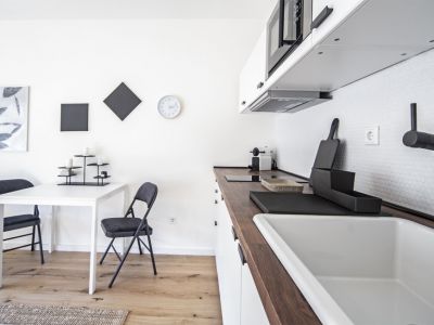 ***Moderne Designer-Wohnung mit Balkon am Medienhafen***